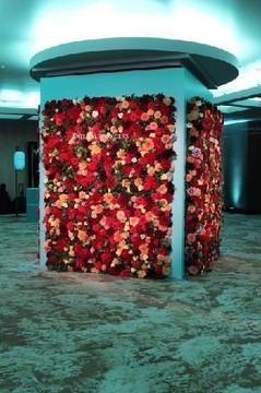 flowerwall-01.jpg